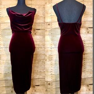 Lulus Burgundy Velvet Bodycon Dress